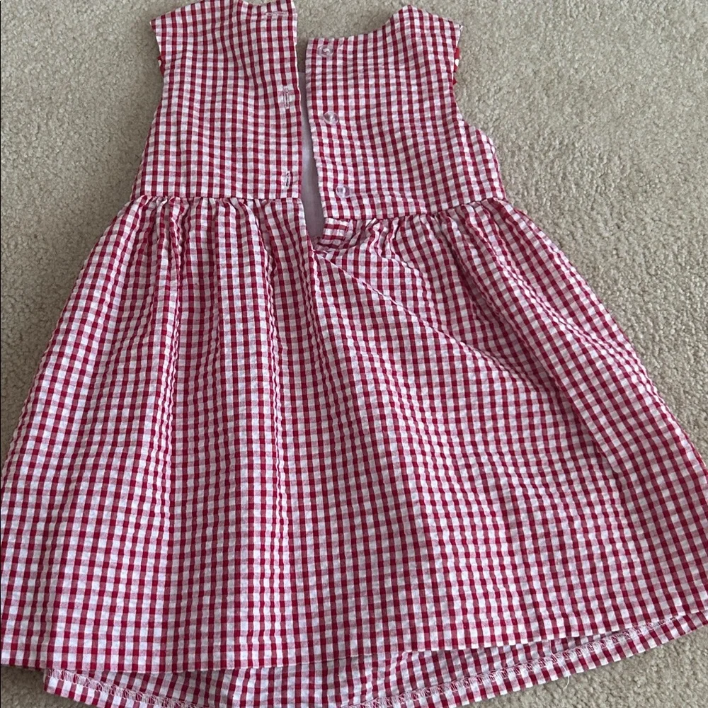 Girls 3T casual strawberry sundress Gigham seersucker - Picture 4 of 4